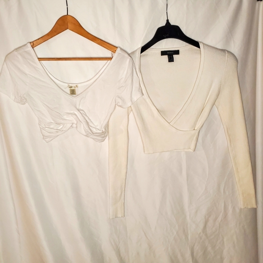 Forever21 & Bozzolo White Crop Top Shirts Size Medium Twisted Front and Ribbed